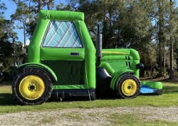 B35F0E7D E5DF 4659 B306 D2528CD06E9F 1682019745 Tractor Combo Bounce House