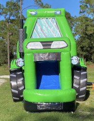 F815D996 0B93 4CAF B9E5 86B652EFA5CA 1682019745 Tractor Combo Bounce House